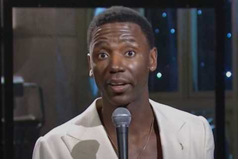 Jerrod Carmichael Finds It Hard Not To Talk About Will Smith & Chris Rock On ‘Saturday Night Live’..
