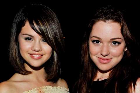 Selena Gomez reunites with Jennifer Stone to re-enact ‘Wizards of Waverly Place’ rap – Watch!